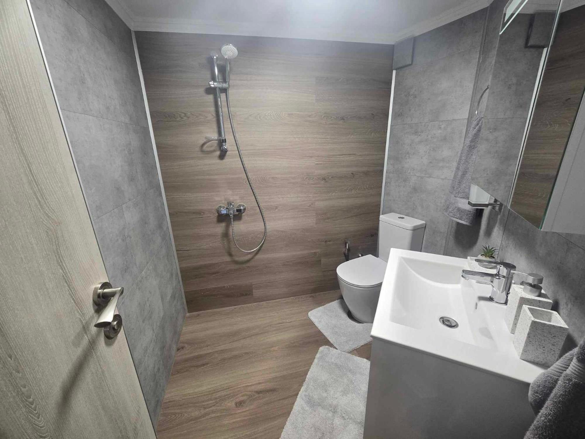 Luxury City Centre Appartment Iva Sliven Esterno foto